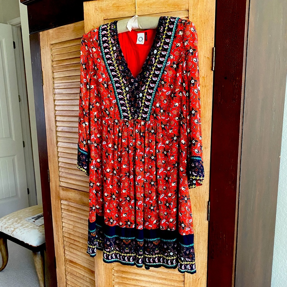 Anthropologie embroidered swing dress (Akemi + Kim)